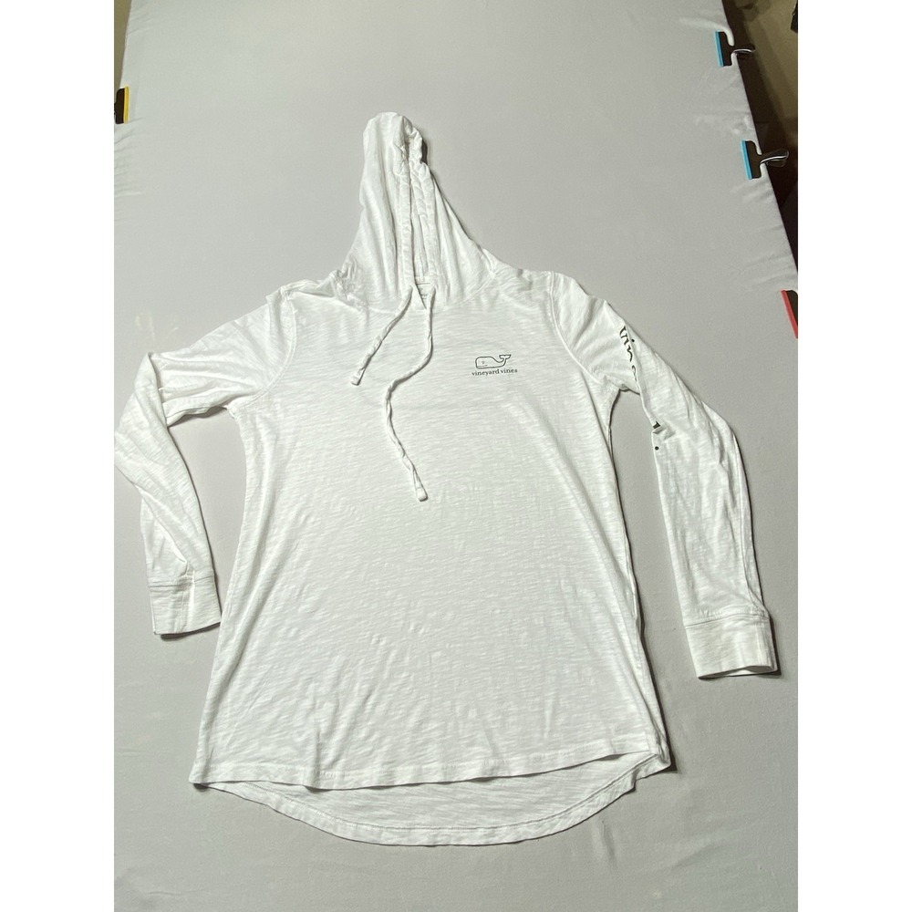 Vineyard Vines Hoodie Vintage Whale Size Medium White Long Sleeve Shirt Casual